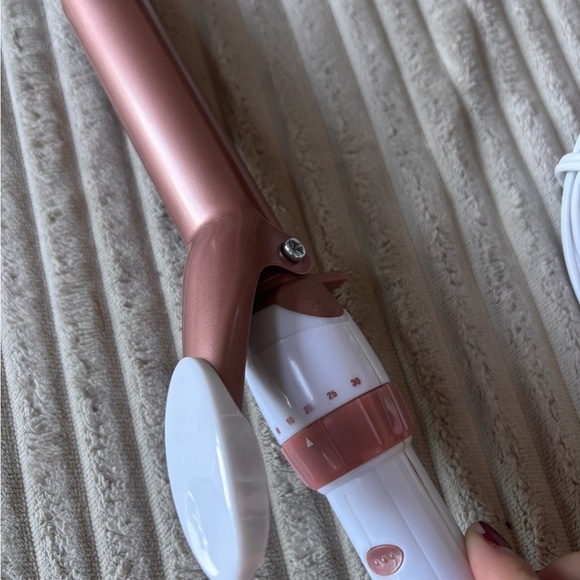 Conair Double Ceramic 1 Inch Barrel Curling Iron - Picture 4 of 5